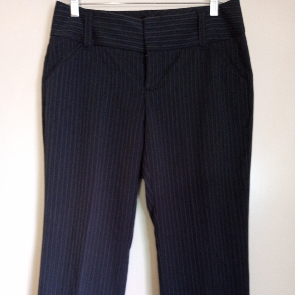 Daisy Fuentes moda black and grey  pinstripe trousers women's size 4 - Picture 1 of 9